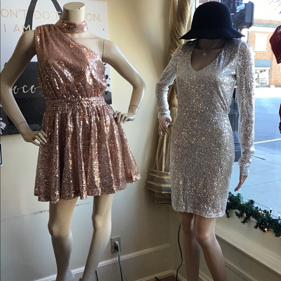 Gorgeous party dress - Picture 5 of 5